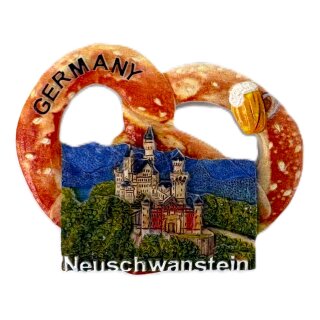 Souvenir Kühlschrankmagnet – Brezel mit Altstadt Motiv – Neuschwanstein Germany